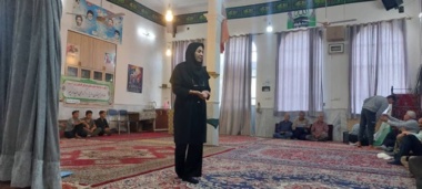 آشنایی بهره برداران درگز با چگونگی فرآوری محصولات باغی دوره مهارتی تهیه میوه های خشک و لواشک در کانون یادگیری سیب، روستای گپی و مسجد روستای کبکان