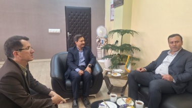 حضور رئیس موسسه تحقیقات پنبه کشور در مرکز تحقیقات و آموزش کشاورزی و منابع طبیعی خراسان رضوی